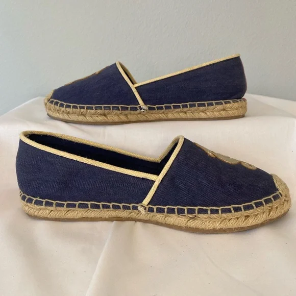 Lilly Pulitzer Lia Espadrilles in true Navy with gold sea horse  size 7 - Picture 7 of 13